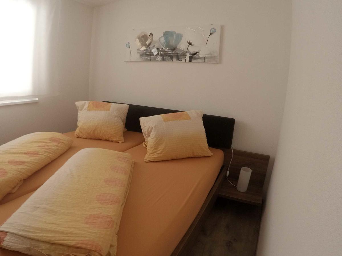 Apartamento Haus Baracca Vella Exterior foto
